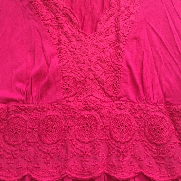 Bright pink tunic - Picture 3 of 3