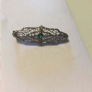 VINTAGE 14K WHITE GOLD Pin With Green Stone