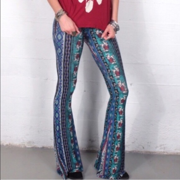 Gypsan Elephant Border Print Bell Bottoms