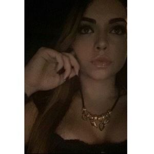 Meet your Posher, Daniela