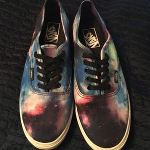 Low top vans