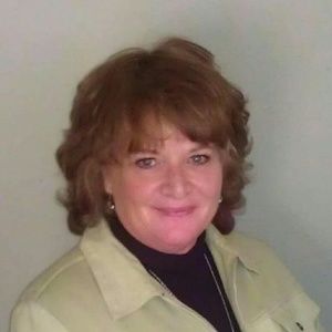 Meet your Posher, Stephany