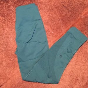 Lulu lemon athletic crop pants