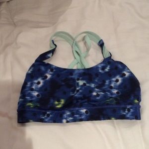 Lululemon sports bra