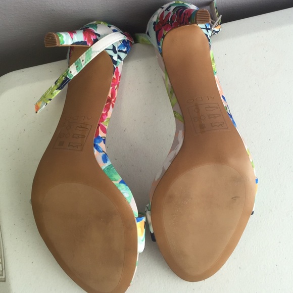 Brand new Aldo Ibenama size 7. Never worn. - Picture 3 of 4