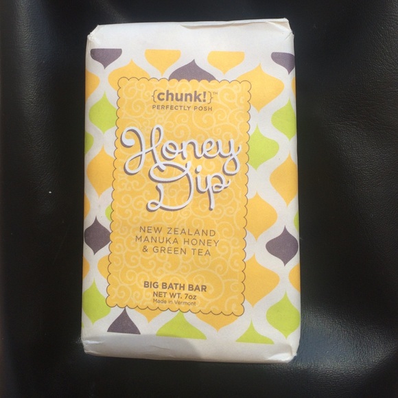 Perfectly Posh *Honey Dip* Chunk Bath Bar