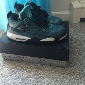 Jordan 4 Retro 30th