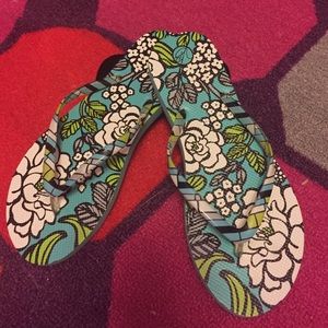 Vera Bradley sandals