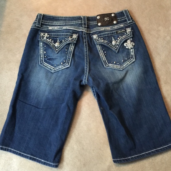 MISS ME BERMUDA SHORTS