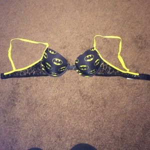 Batman Bra!!!