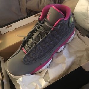 SOLD‼️ Girls Air Jordan 13