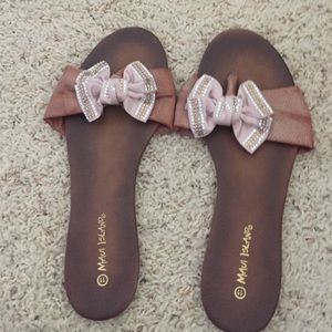 💕 Sparkly Bow Sandals 💕