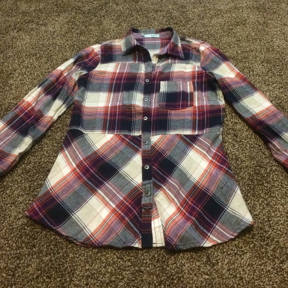 NWOT Maurice's plaid button down.