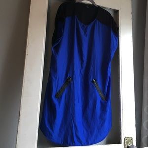 Fun shift dress with pockets!