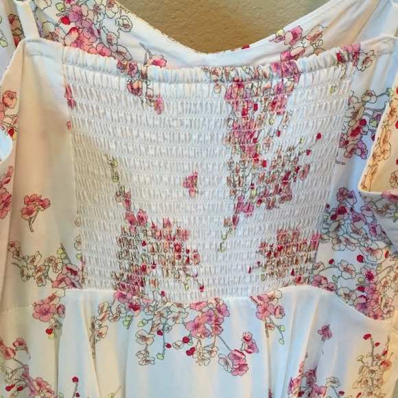 Spaghetti strap dress - Picture 3 of 4