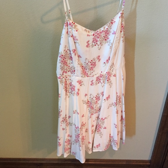 Spaghetti strap dress - Picture 4 of 4