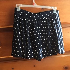 Heart print mini skirt