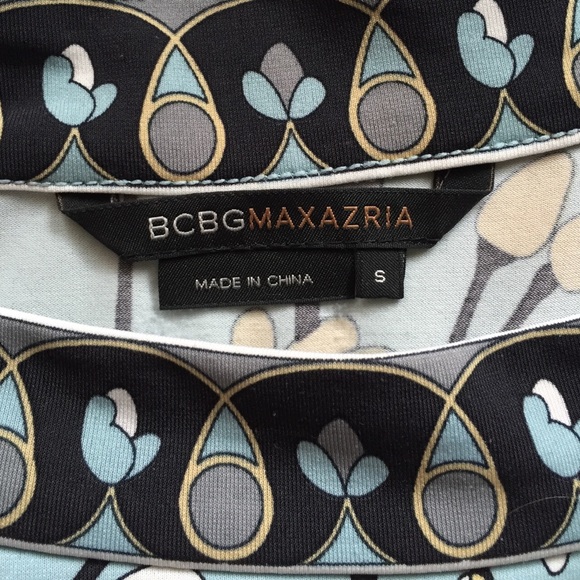 BCBG 3/4 Length Sleeved Dress - Picture 3 of 4