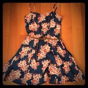 FOREVER 21 floral sweetheart dress