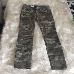 Camo print skinny jeans