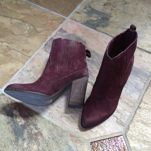 🍃💕HP&Editor Pick Dolce Vita Mulberry Suede Boot - Picture 2 of 4