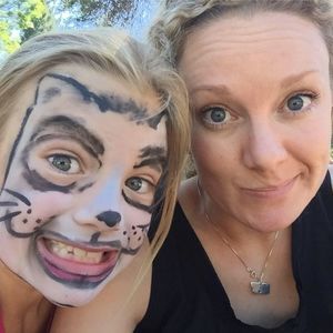 Meet your Posher, Devin