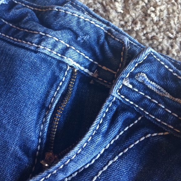 Top and Short's - Picture 2 of 2