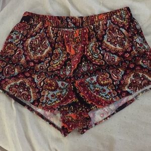 Super cute Billabong shorts ✨