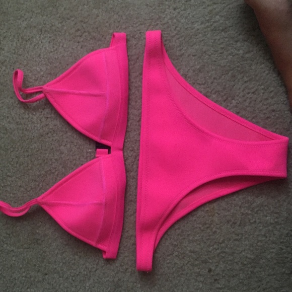 Hot pink Triangl swim suit