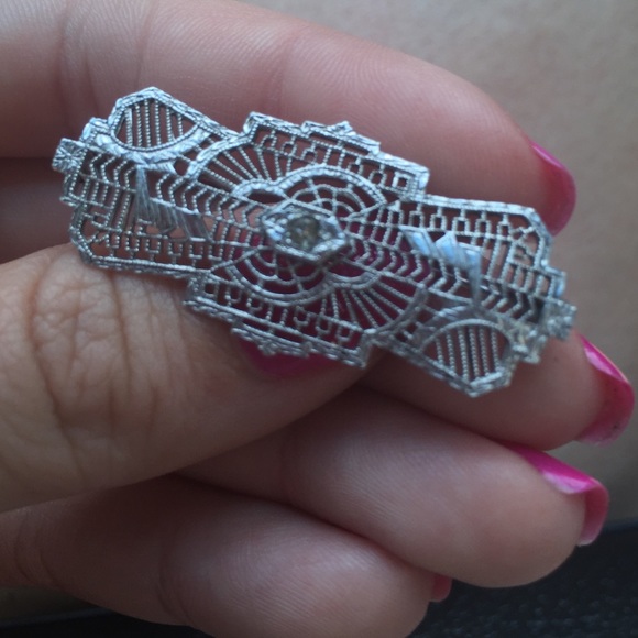 VINTAGE Filagree Sterling Silver Pin