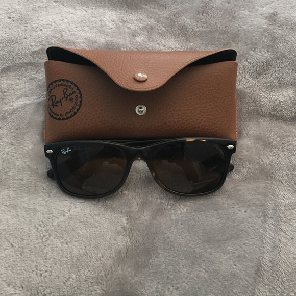 Ray-Ban Accessories - Ray Bans Wayferer Brown
