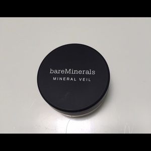 bareMinerals Illuminating Mineral Veil