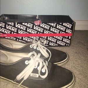 Black vans shoes