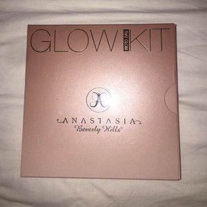 Anastasia Glow Kit