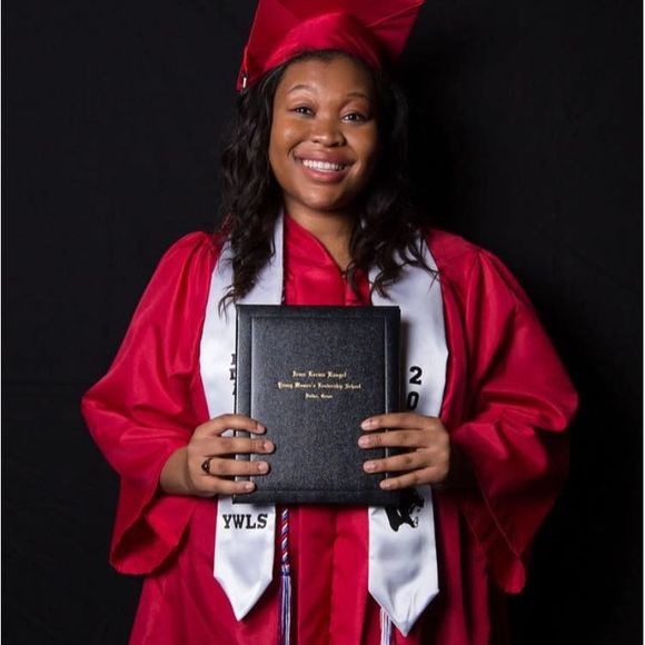 Meet your Posher, Erin