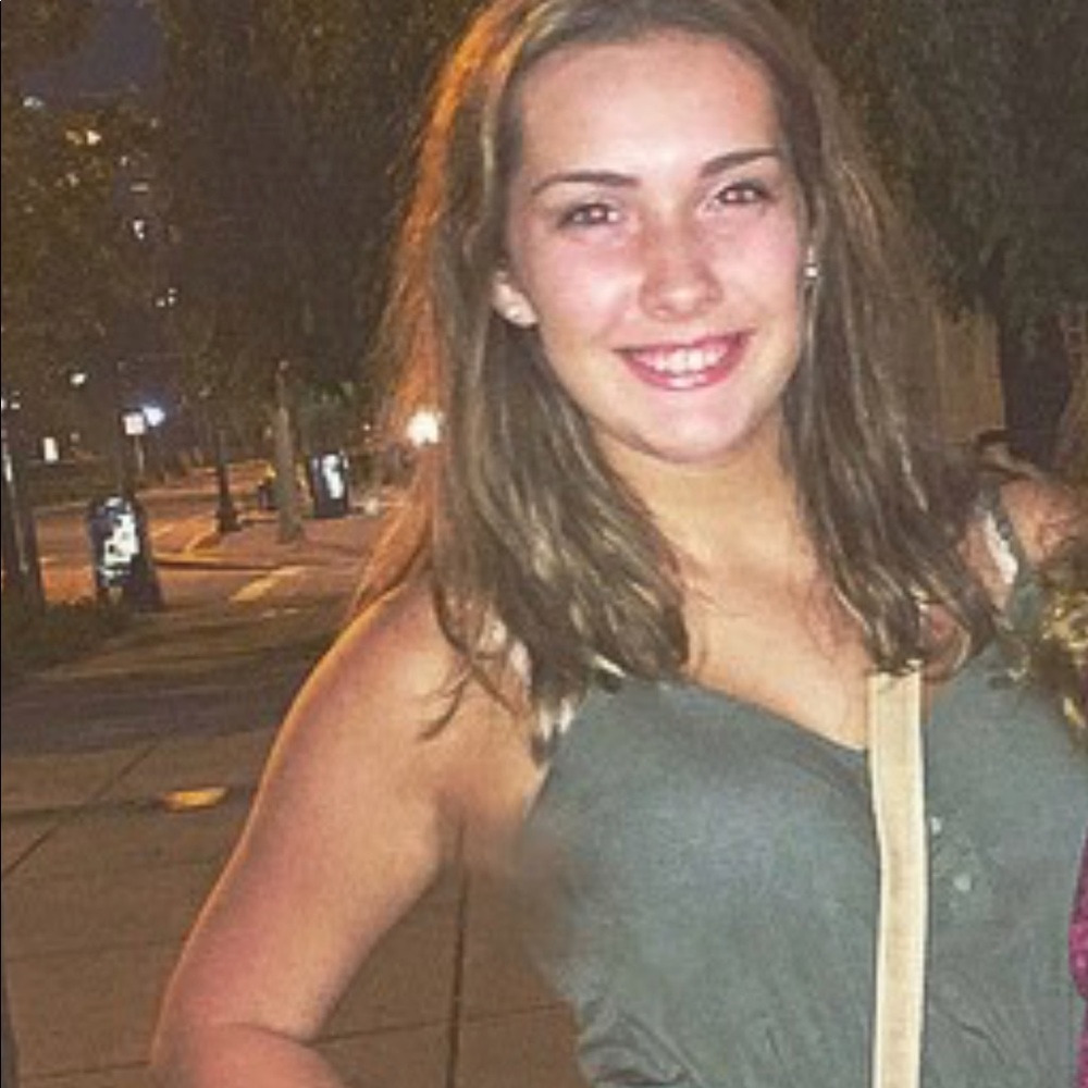 Meet your Posher, Ciara