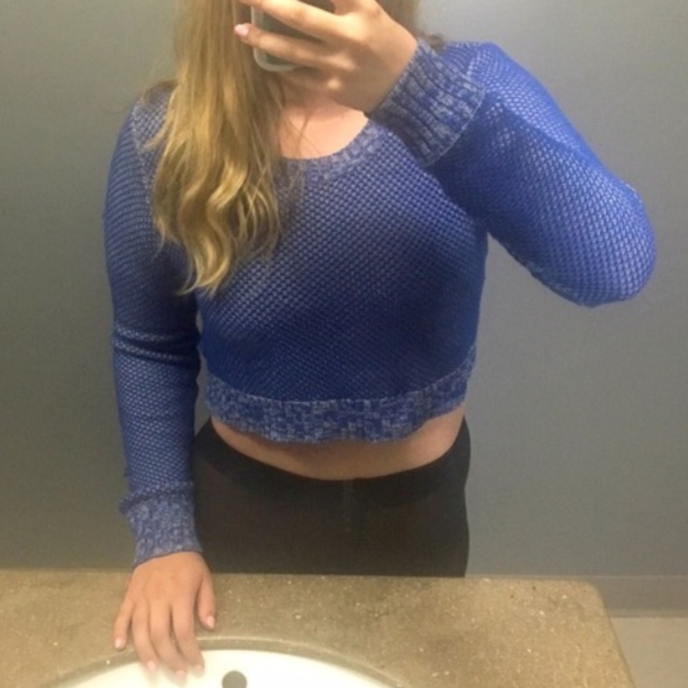 Urban Outfitters Blue Mesh Knit Long Sleeve Crop Top Size M Fitted Y2K