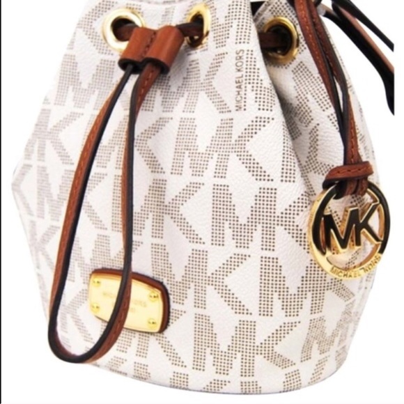 SALE!! Michael kors jules crossbody - Picture 3 of 4