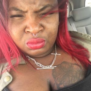 Meet your Posher, Zharnae