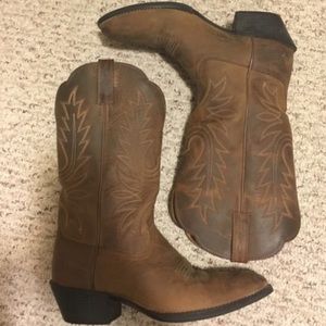 Womens Ariat boots