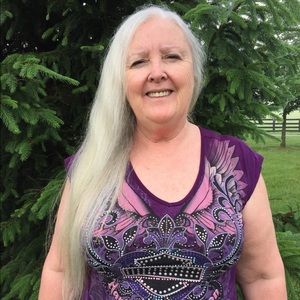 Meet your Posher, Sharon