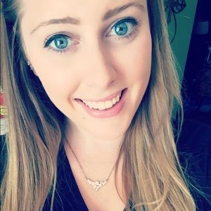 Meet your Posher, Annie