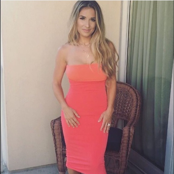 Coral tube dress kittenish