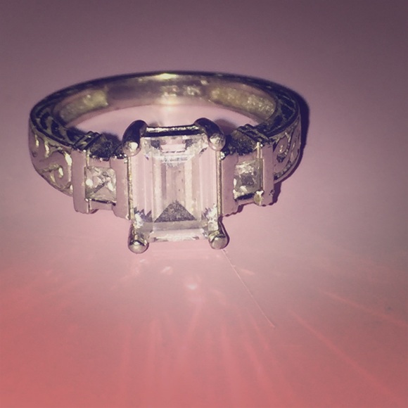 Silver ring with square stone