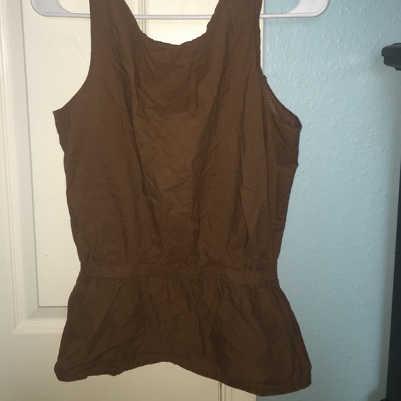 Top - Picture 2 of 2