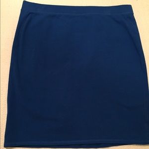SALE! Old Navy blue pencil skirt