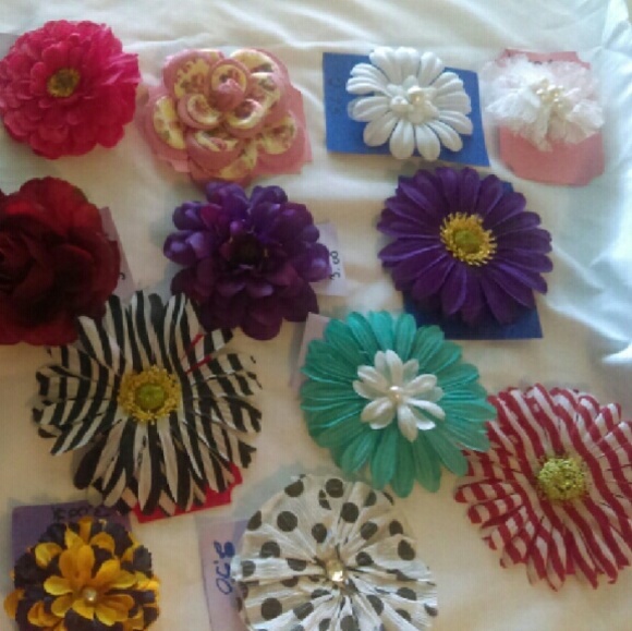 Hair flowers