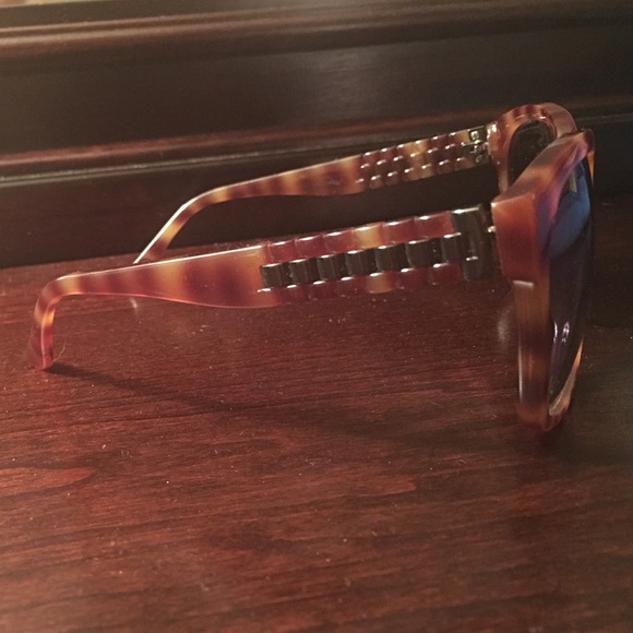 Sun glasses Michael kors - Picture 3 of 4