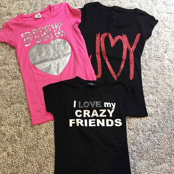 Set of 3 gently used graphic t-shirts 💞