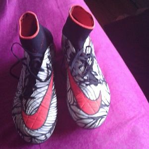 Nike Hypervenom